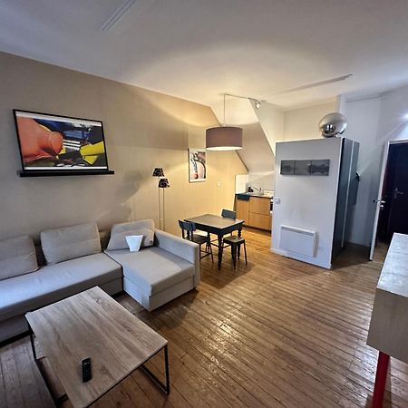 Standing Apartment T2 Near The Train Station And Tours Exterior photo