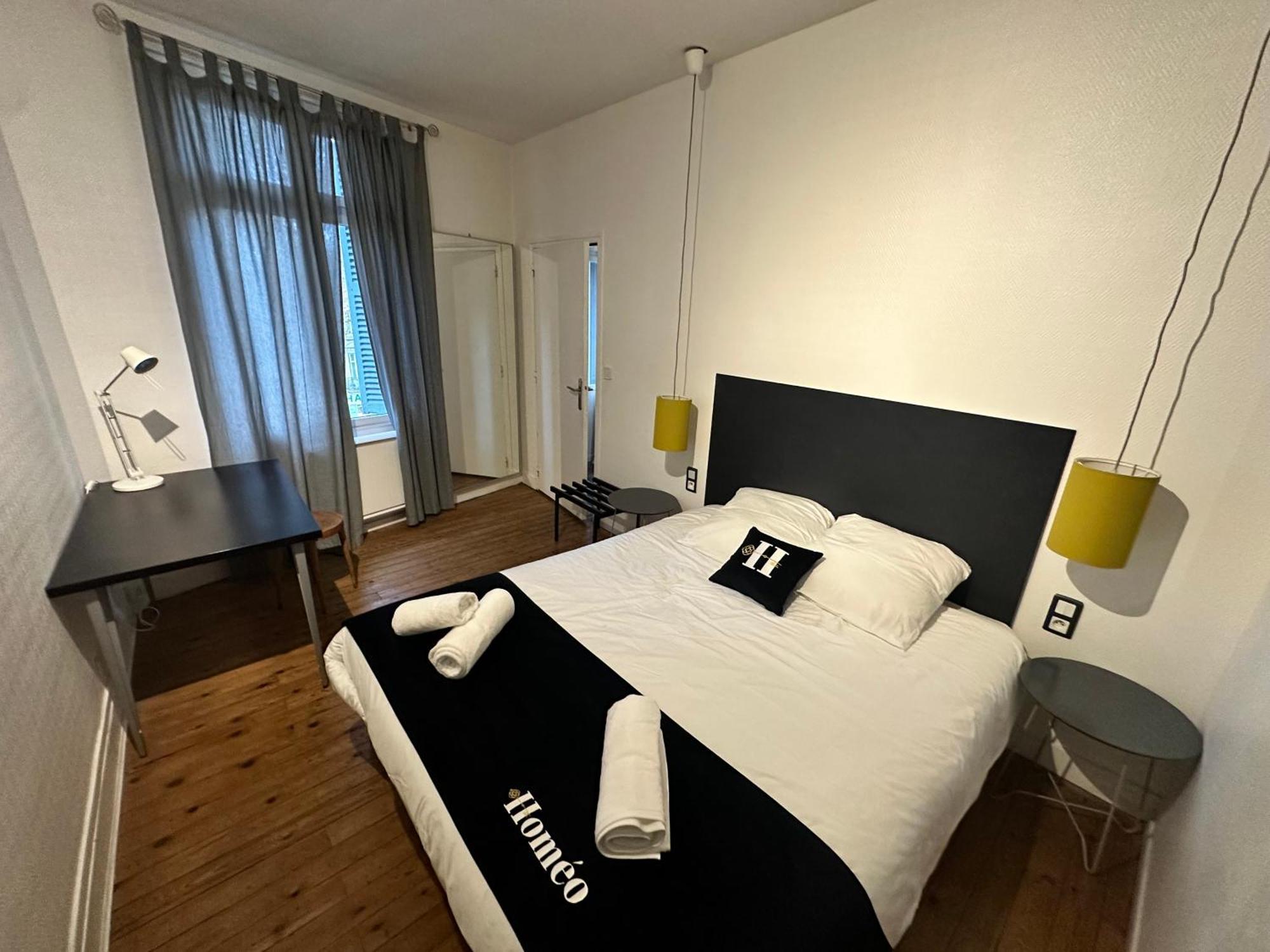 Standing Apartment T2 Near The Train Station And Tours Exterior photo